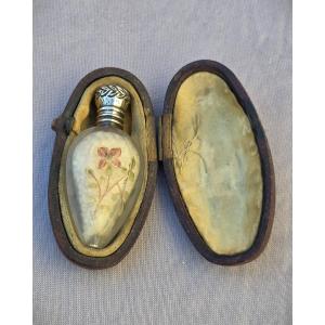 19th-century Scent Bottle In Its Original Case