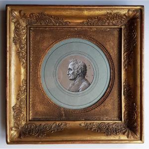 French School, Circa 1790-1810 Profile Portrait Of A Man With Its Original Frame 