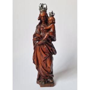 Unknown Flemish Artist, Early 17th Century, The Virgin And Child, Boxwood Sculpture