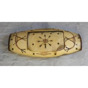 19th Century Horn Snuffbox