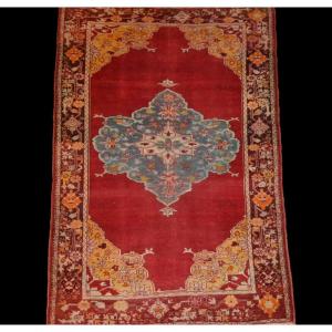 Old Oushak, 137 Cm X 202 Cm, Hand-knotted Wool In Anatolia In 1930, Very Good Condition