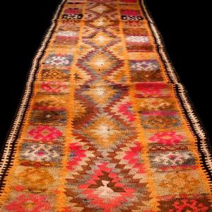 Kurdish Herki Carpet-gallery, 100 Cm X 303 Cm, Hand-woven Wool, Anatolia Or Iraq, Early 20th Century