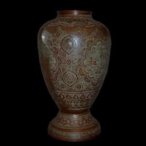 Ghalam Zani, Important & Rare Vase, Ht 77 Cm, Iran, Persia, Kadjar Dynasty 19th Century, Muséum
