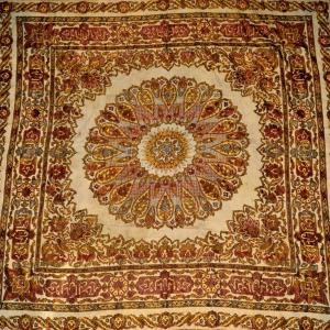 Orientalist Table Mat, 176 Cm X 181 Cm, Embroidered Silk On Cotton, 19th Century Ottoman Art