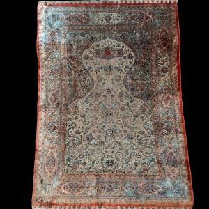 Antique Hereke Carpet, 92 X 130 Cm, Silk On Silk And Silver Thread, Rare, 1920, Türkiye, Ottoman