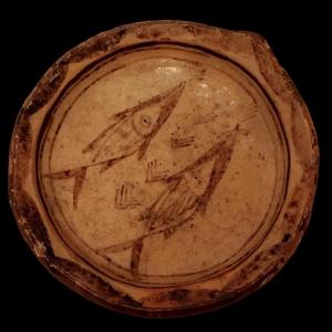 Round Hollow Dish, Berber, Primitive Fish Decoration, Terracotta, Kabylie, Late 19th Century, Early 20th Century