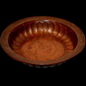 Antique Gadrooned Basin From Turkmenistan, 18th-19th Century, Central Asia, In Very Good Condition