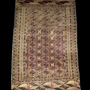 Tekke Rug, Early 20th Century, 124 X 187 Cm, Hand-knotted Wool On Wool By A Turkmen Tribe