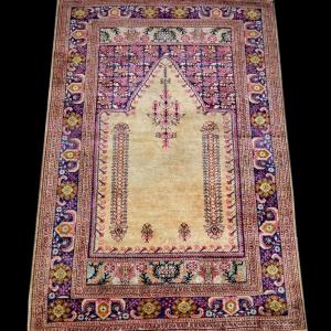 Panderma Rug, 120 X 174 Cm Excluding Fringes, Hand-knotted Wool & Silk, Türkiye 1920 - 1930