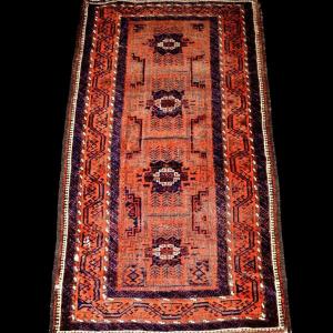 Karakashly Rug, Caucasus, 108 X 193 Cm, Pre-1950, Hand-knotted Wool On Wool, Azerbaijan