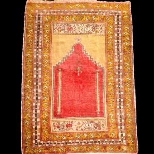 Avanos Rug, Cappadocia, 127 X 187 Cm, Hand-knotted Wool On Wool, Circa 1900, Ancient Prayer