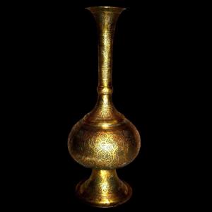 Large Islamic Vase, 53 Cm High, Near East, In Brass Chased With Calligraphy, 19th Century