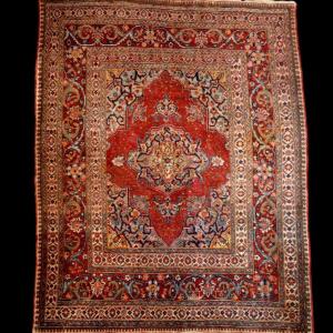 Tabriz Carpet, Kadjar Dynasty, 142 X 191 Cm, Hand-knotted Wool, Iran, Second Half Of The 19th Century