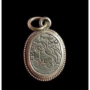 Silver Reliquary Pendant With The Lamb Of God "agnus Dei", 17th Century