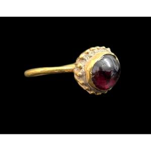 Antique Gold And Garnet Ring – Late Roman Period – Paleo-byzantine – 3rd-5th Century Ad