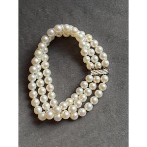 Three-strand Akoya Cultured Pearl Bracelet With 18k Gold Clasp, 19 Cm