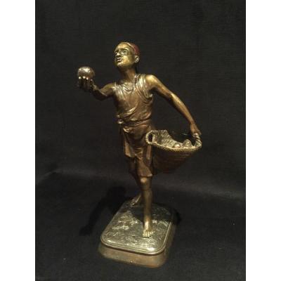 Bronze Sculpture "the Apple Vendor"