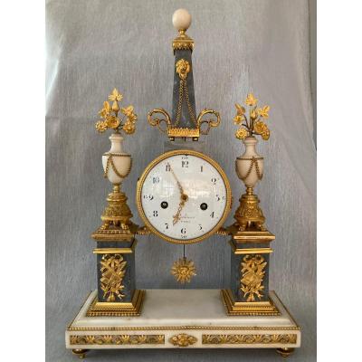 Louis XVI Pendulum By Piolaines In Paris