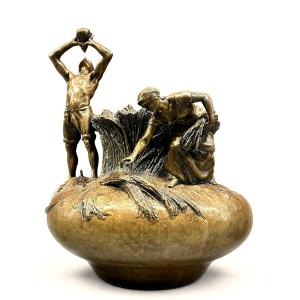 Antonin Larroux “les Moissons” 1899 Large Patinated Bronze Vase