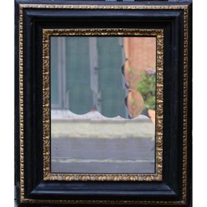 Important Frame In Molded And Carved Black And Gold Lacquered Wood, XVIII Period 