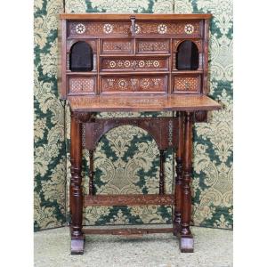 Barguenio Mudejar Cabinet, Aragon, 16th Century, In Walnut Inlaid With Bone 