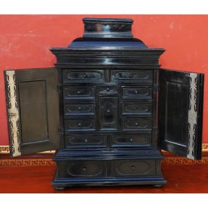 Small Double-sided Cabinet In Ebony Veneer, Flanders, 17th Century