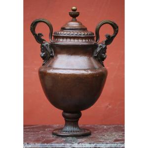 Large Covered Vase, 18th Century