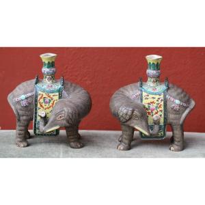 China Early 20th Century, Pair Of Elephants
