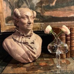 Bust Of Woman With “giraffe” Hairstyle, Circa 1830