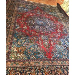 Oriental Rug. Hand-knotted.