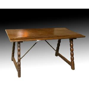 Walnut Wood Table With Wrought Iron Fasteners. 18th Century.