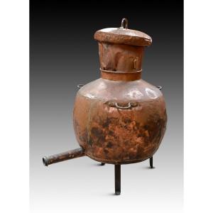 Still. Iron And Copper Trivet. 19th Century.