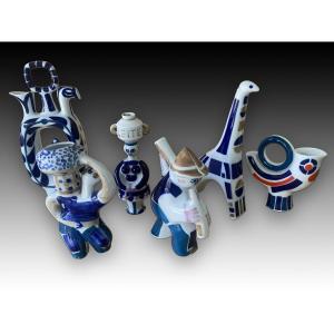 Lot Of Ten Sargadelos Figurines. Glazed Porcelain. Spain, 20th Century. 