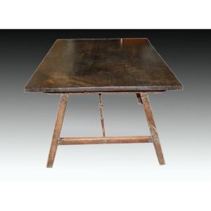 17th Century Mahogany Dining Table With Straight Folding Legs.