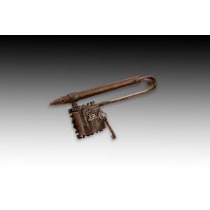 Lock. Wrought Iron. Spanish School, 17th Century. 