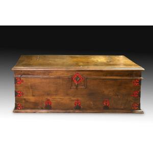 Castilian Chest. Walnut Wood, Textile, And Wrought Iron. 17th Century. 