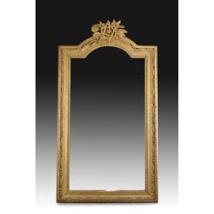 Frame. Carved And Gilded Wood. 18th Century.