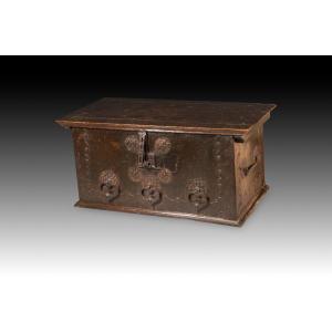 Chest. Wood, Iron, Marquetry. Italian School, 16th Century. 