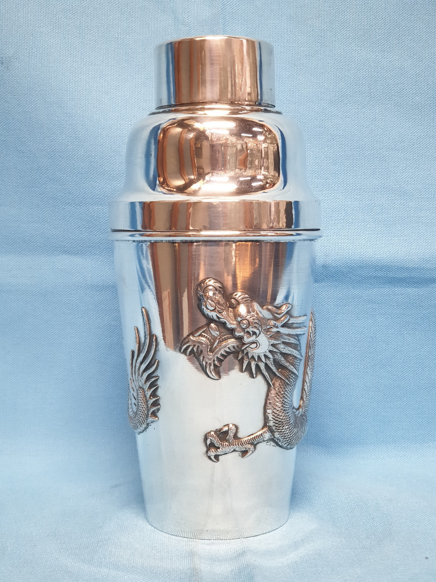 Shaker in argento. China Export Silver. Shanghai, Luen Hing. Inizi del XX secolo