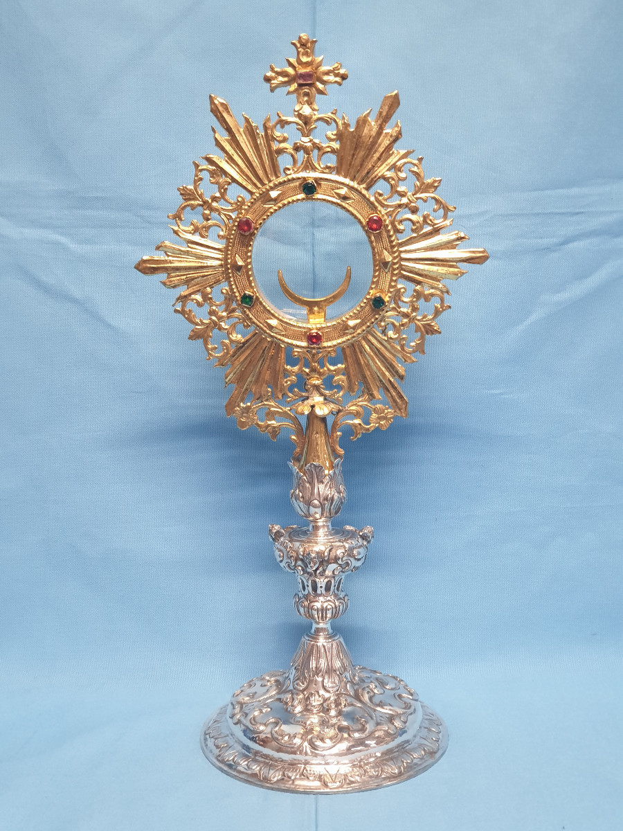  Ostensorio in argento. Area lombarda, prima metà del XVIII secolo.