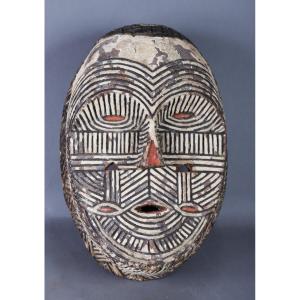 Mask - Tetela / Democratic Republic Of The Congo
