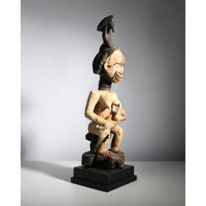 Igbo Maternity Statue