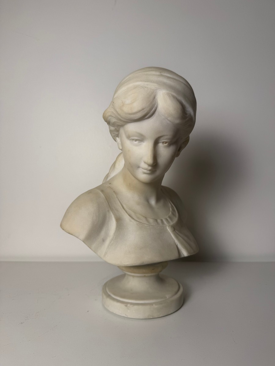 Scultura raffigurante busto di giovane donna - XIX secolo