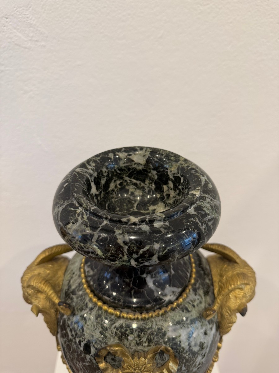 Vaso ornamentale in marmo verde e bronzo dorato - Francia XIX secolo-photo-1