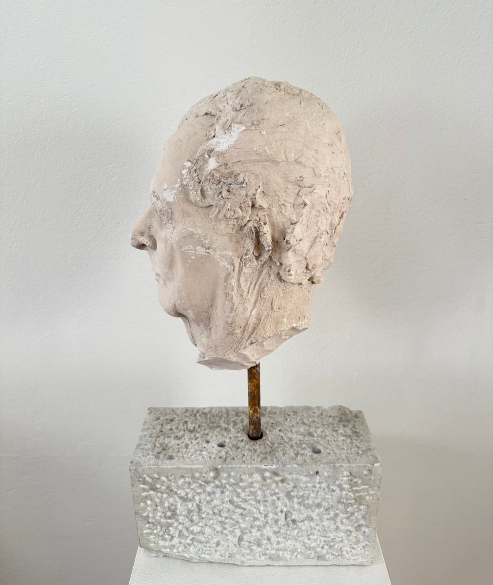 Scultura in gesso raffigurante il volto di un uomo - Italia, XX secolo-photo-3