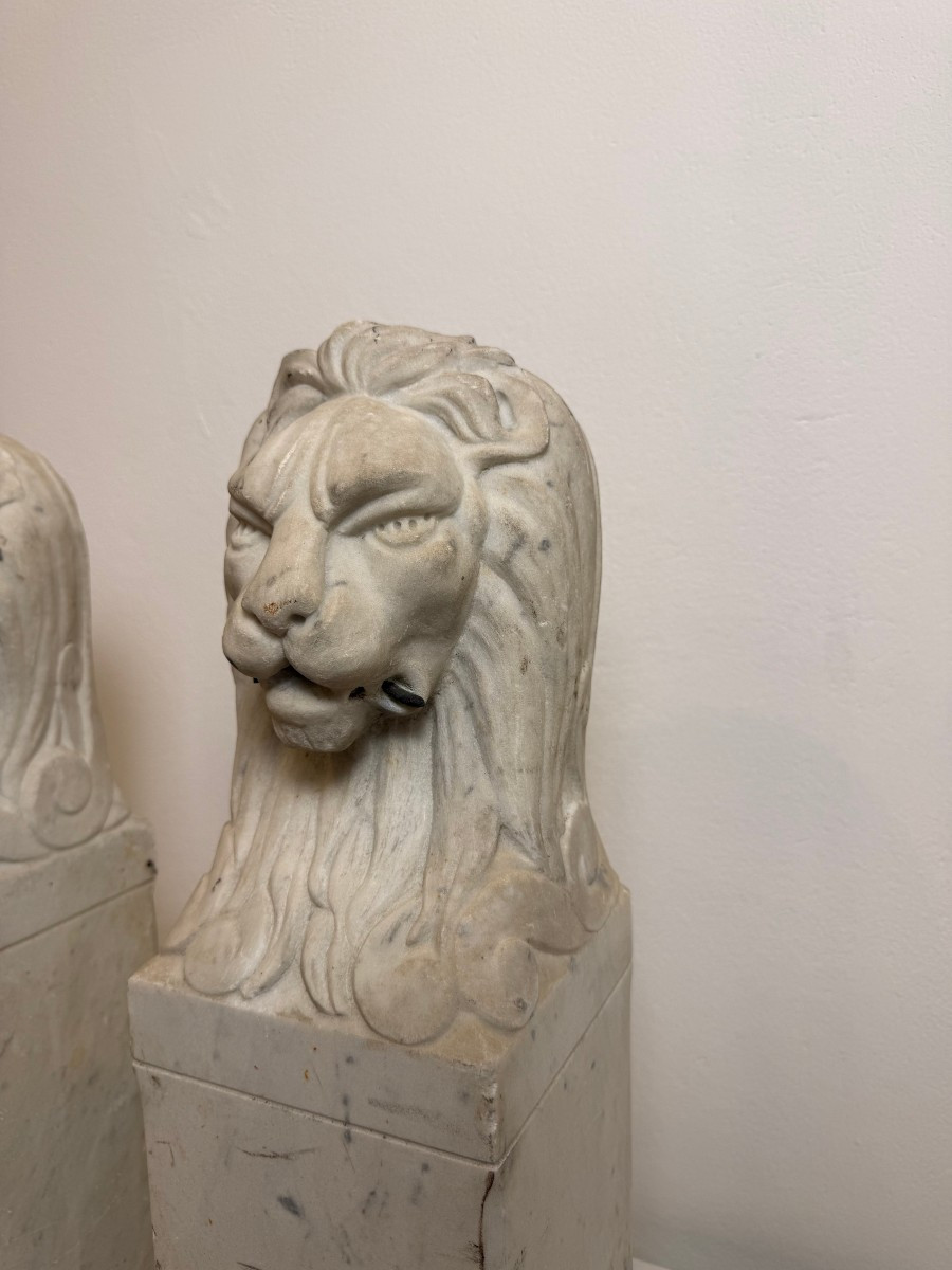 Coppia di leoni fiorentini in marmo bianco di Carrara - fine XIX secolo -photo-1