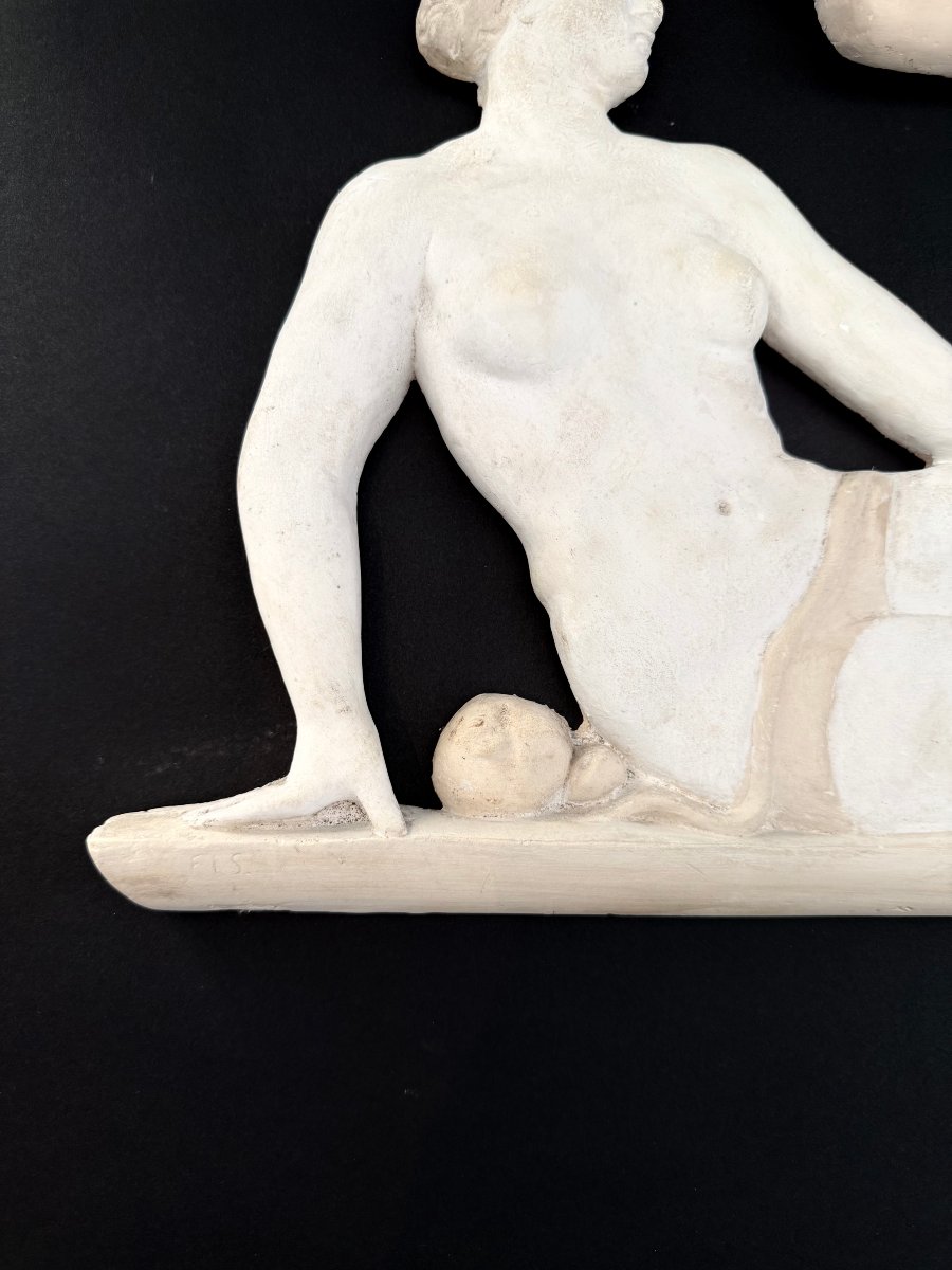 Coppia di stucchi raffiguranti figure femminili - inizi XX secolo. Italia -photo-1
