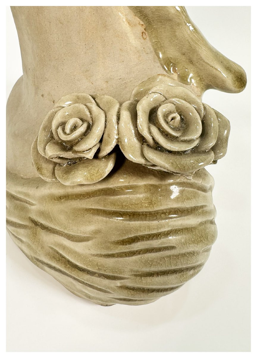 Busto femminile in terracotta dipinta e parzialmente invetriata-photo-1